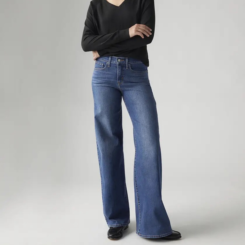 Levi's Wide-Leg High-Rise Jeans in Blue Denim